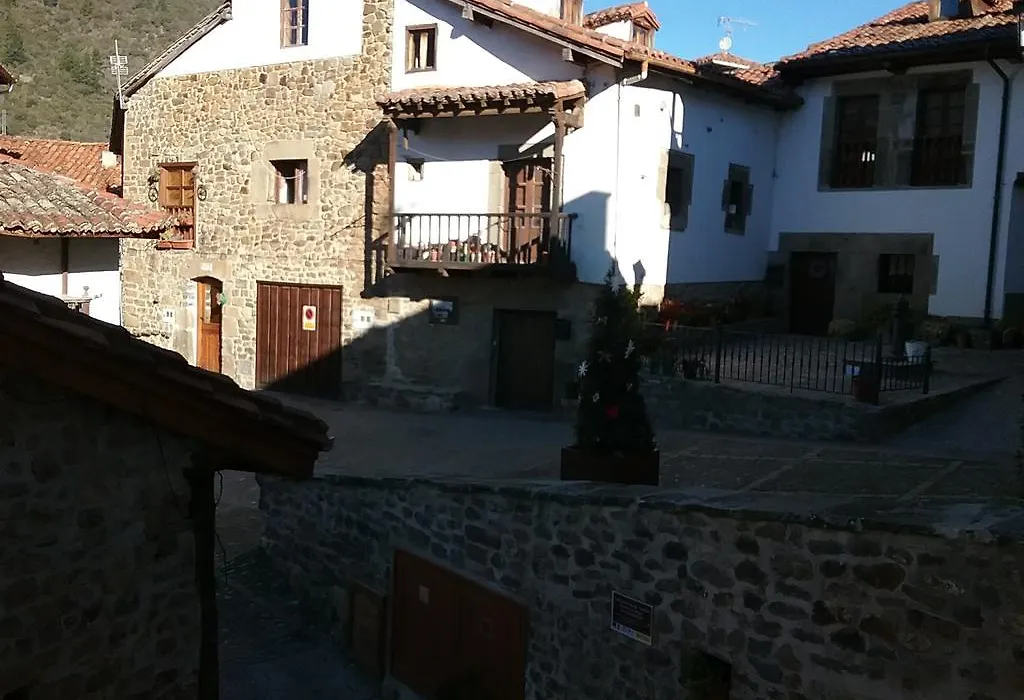 Apartamentos Casa de la Abuela-1